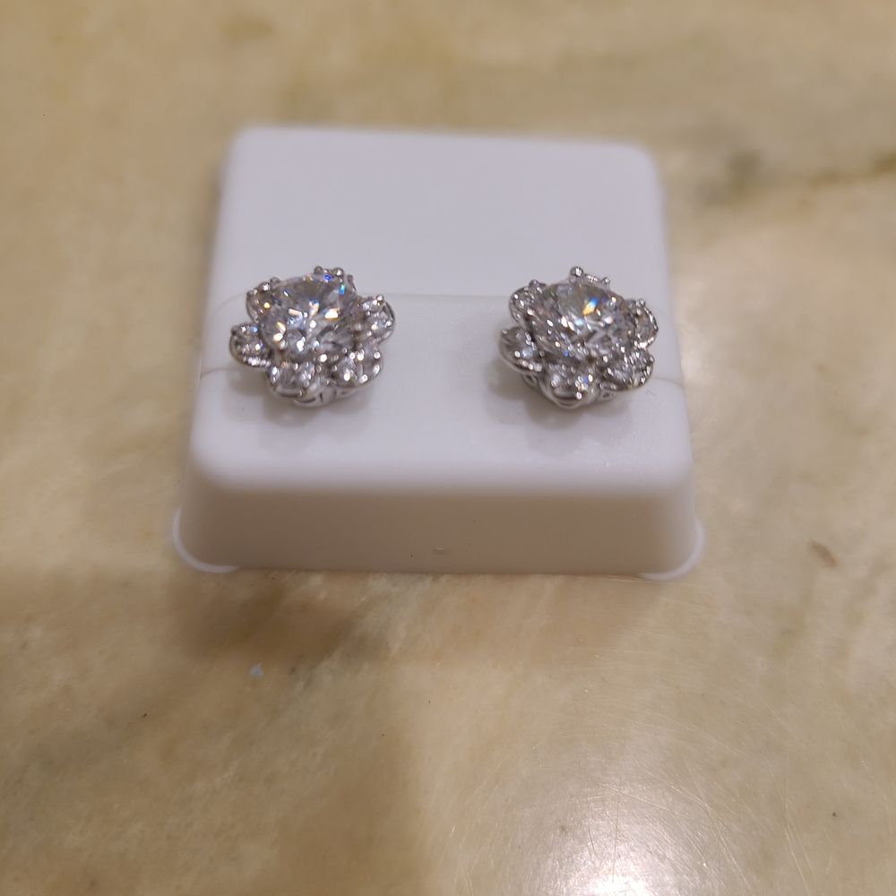 Dazzling Real Silver Floral Earrings